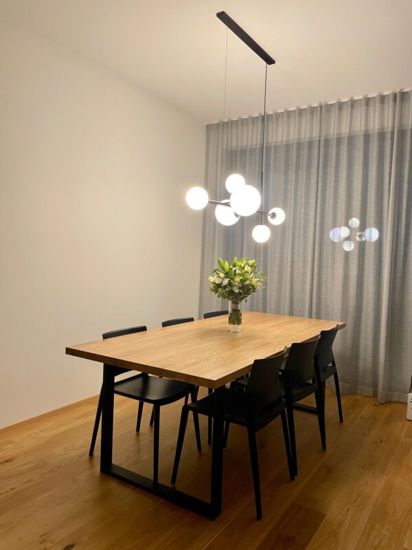 Söögilaud tamm 2200x1000mm - lakiga viimistlus